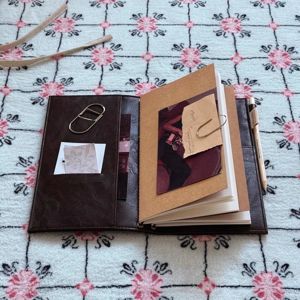 Vintage Black Notebook PU Leat - огляд і ціна Vintage Collectible Books
